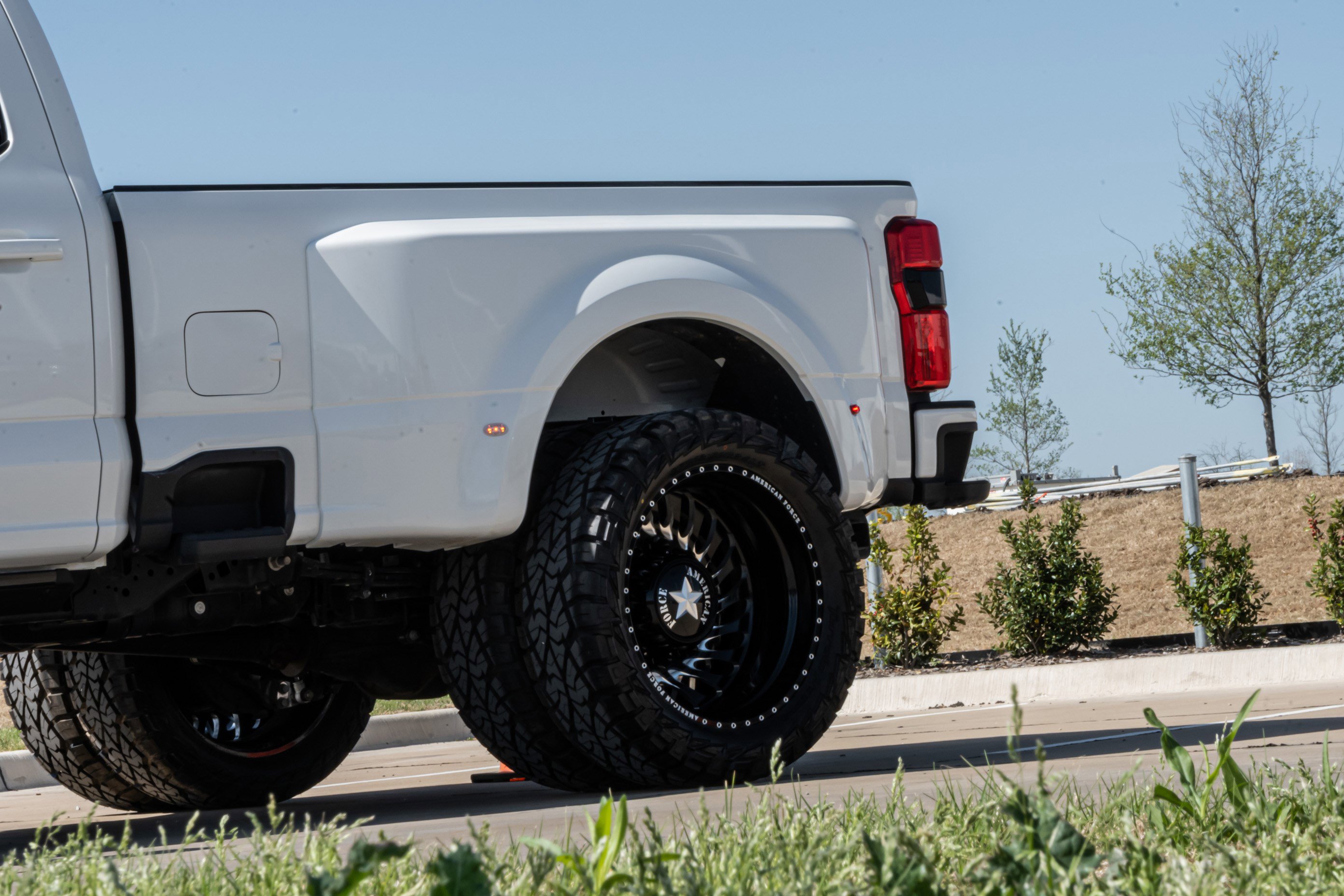Used 2025 Ford F450 Platinum image 45