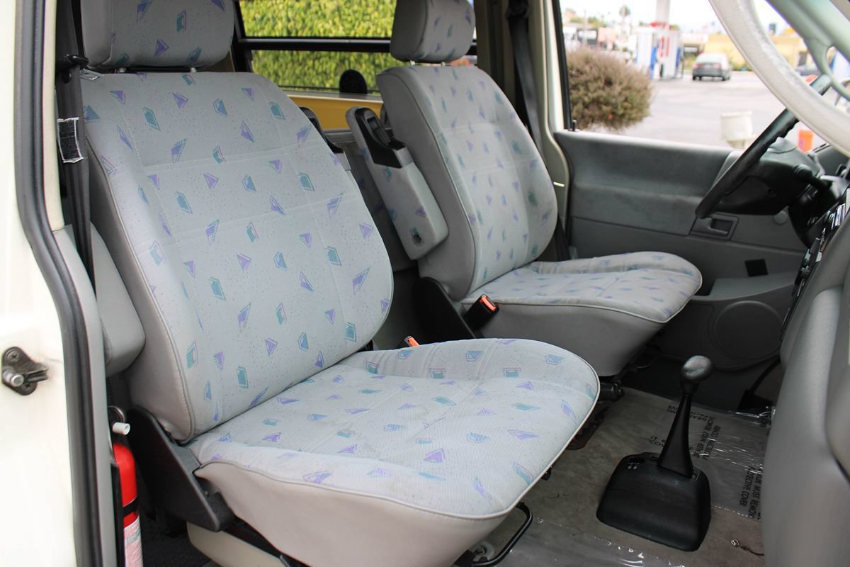 Used 1997 Volkswagen Eurovan Camper FWD image 48