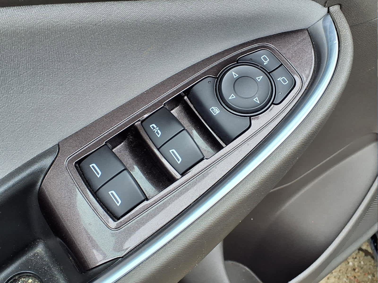 Used 2022 Chevrolet Malibu LT FWD image 13