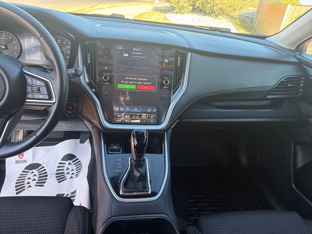 Used 2025 Subaru Outback Premium w/ Popular Package #1A image 17