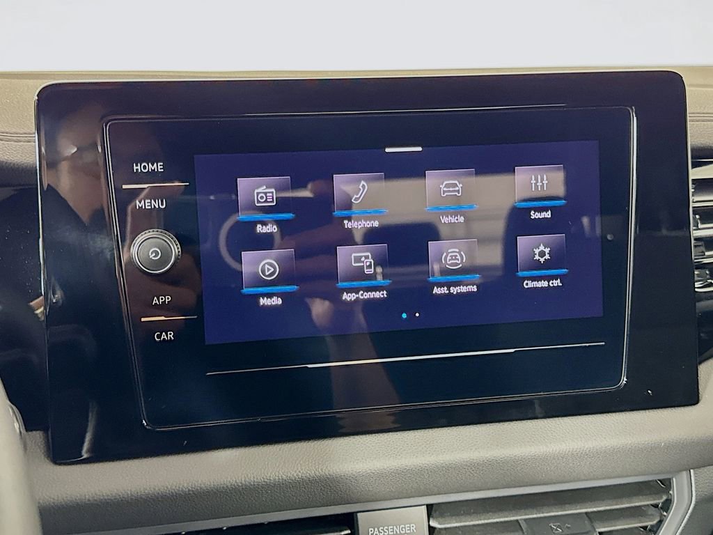 Used 2025 Volkswagen Jetta Sport image 35