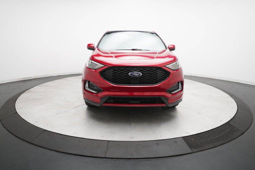 Certified 2022 Ford Edge ST-Line AWD/4WD image 11