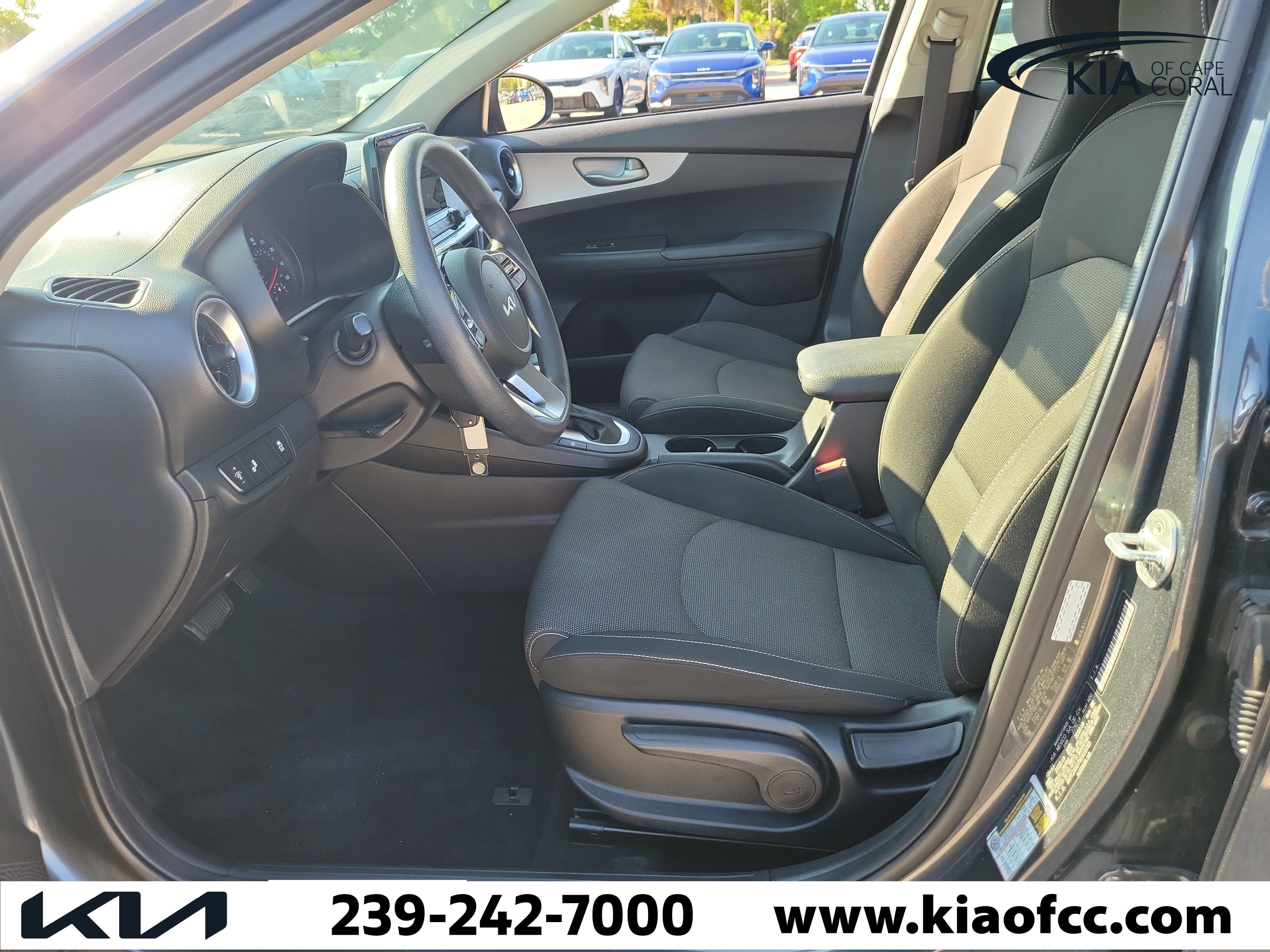 Certified 2022 Kia Forte LXS w/ LXS Technology Package FWD image 19