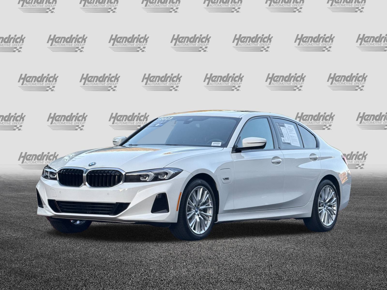 Certified 2023 BMW 330e w/ Convenience Package image 9