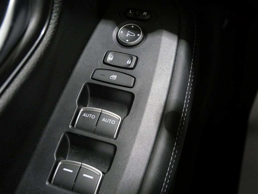 Used 2024 Honda HR-V EX-L image 14