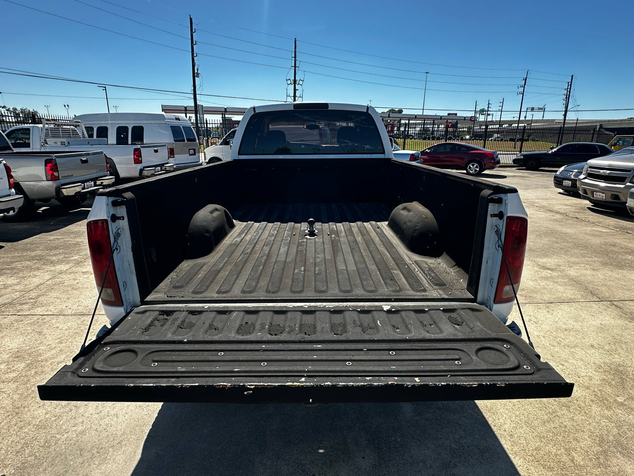 Used 2004 Dodge Ram 3500 Truck SLT w/ Trailer Tow Group image 25