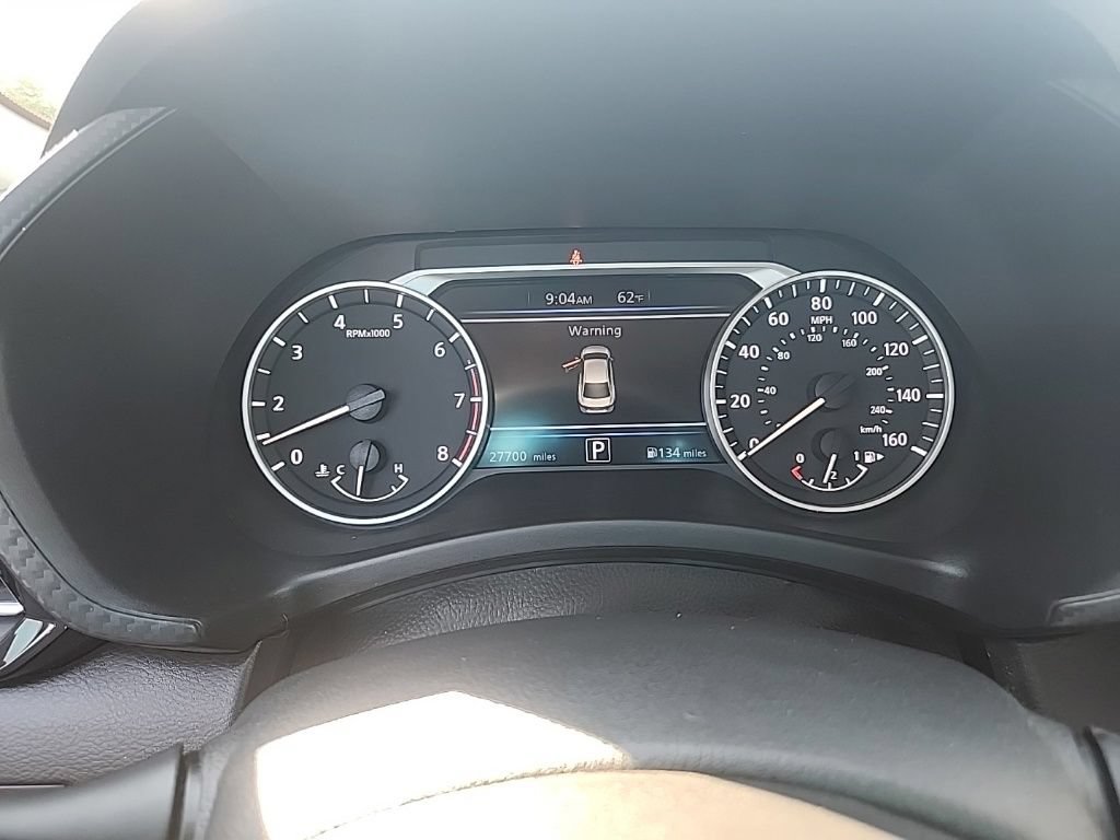 Used 2023 Nissan Sentra SR w/ Electronics Package FWD image 17