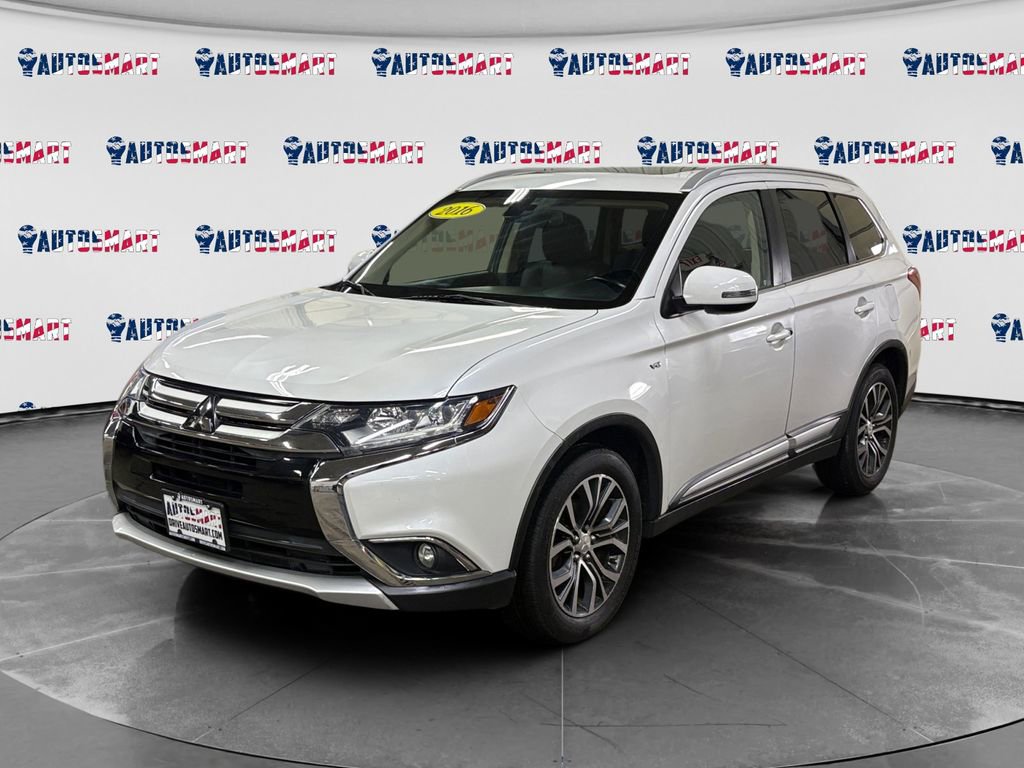 Used 2016 Mitsubishi Outlander GT image 1