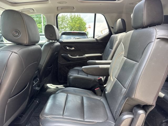 Used 2019 Chevrolet Traverse Premier w/ Redline Edition AWD/4WD image 11