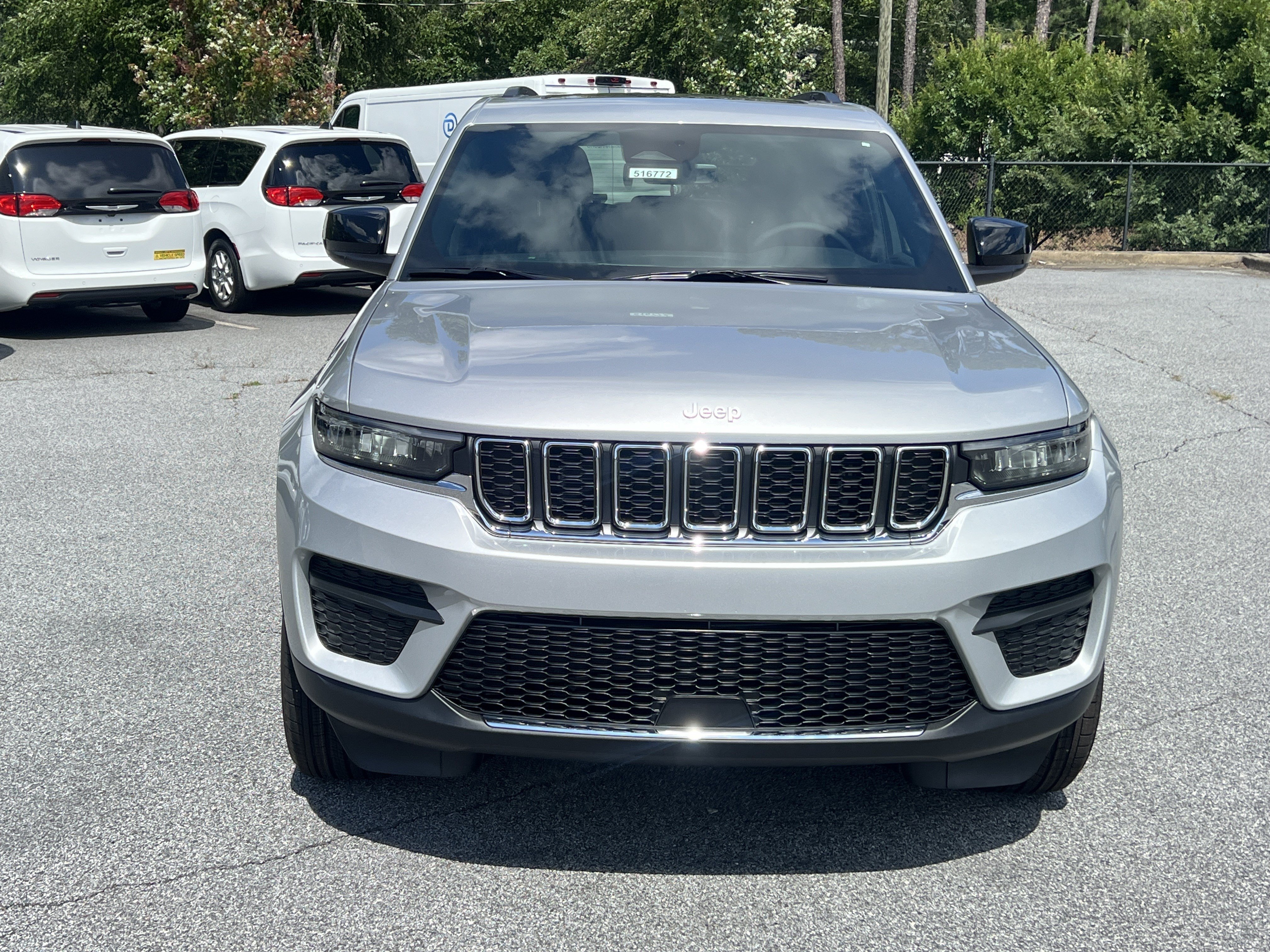 New 2026 Jeep Grand Cherokee Laredo X RWD image 2