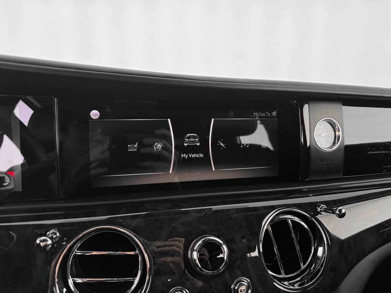 Certified 2022 Rolls-Royce Ghost image 20