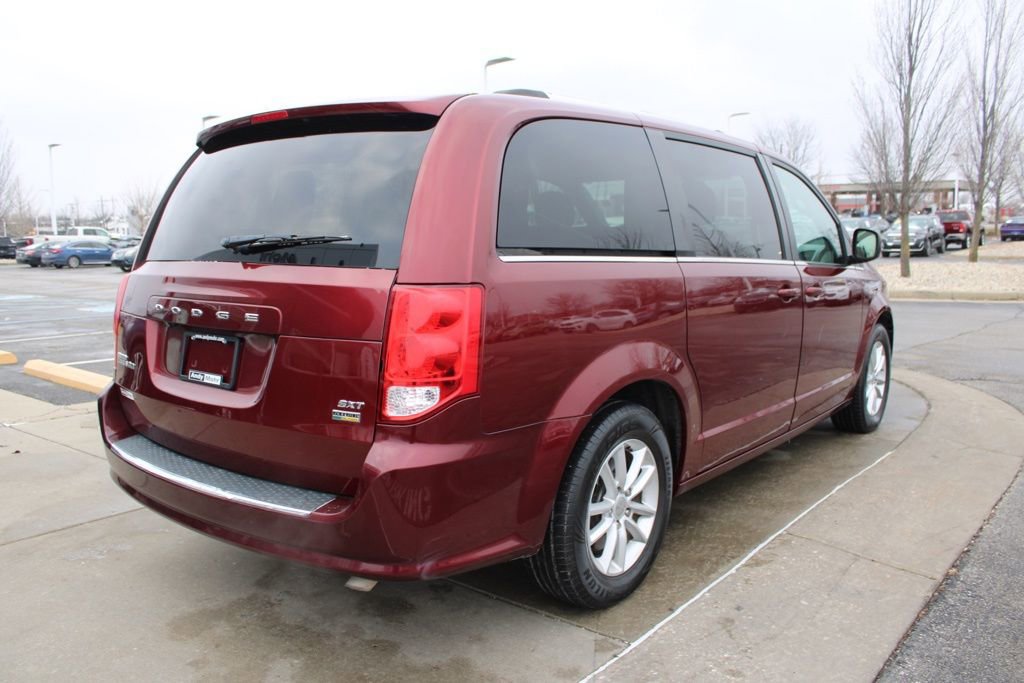 Used 2019 Dodge Grand Caravan SXT image 7