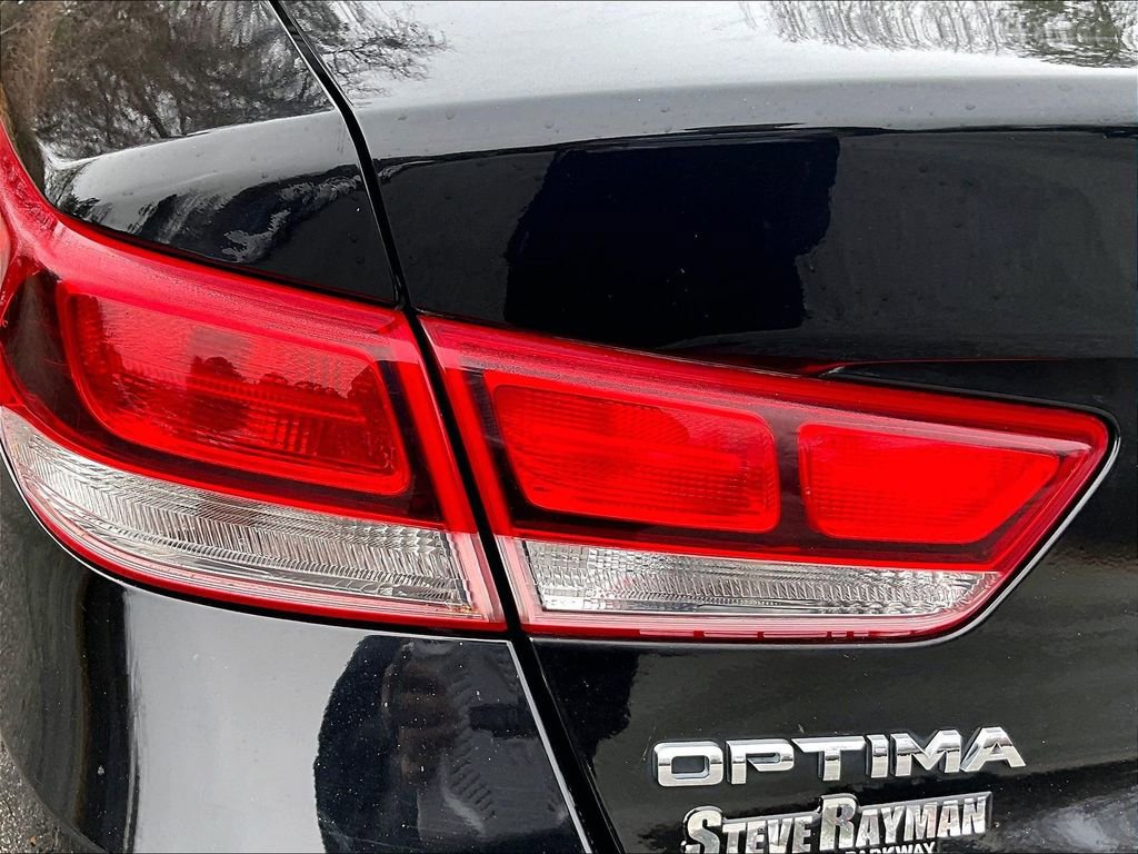 Used 2018 Kia Optima LX w/ 17" Alloy Wheels Package image 23
