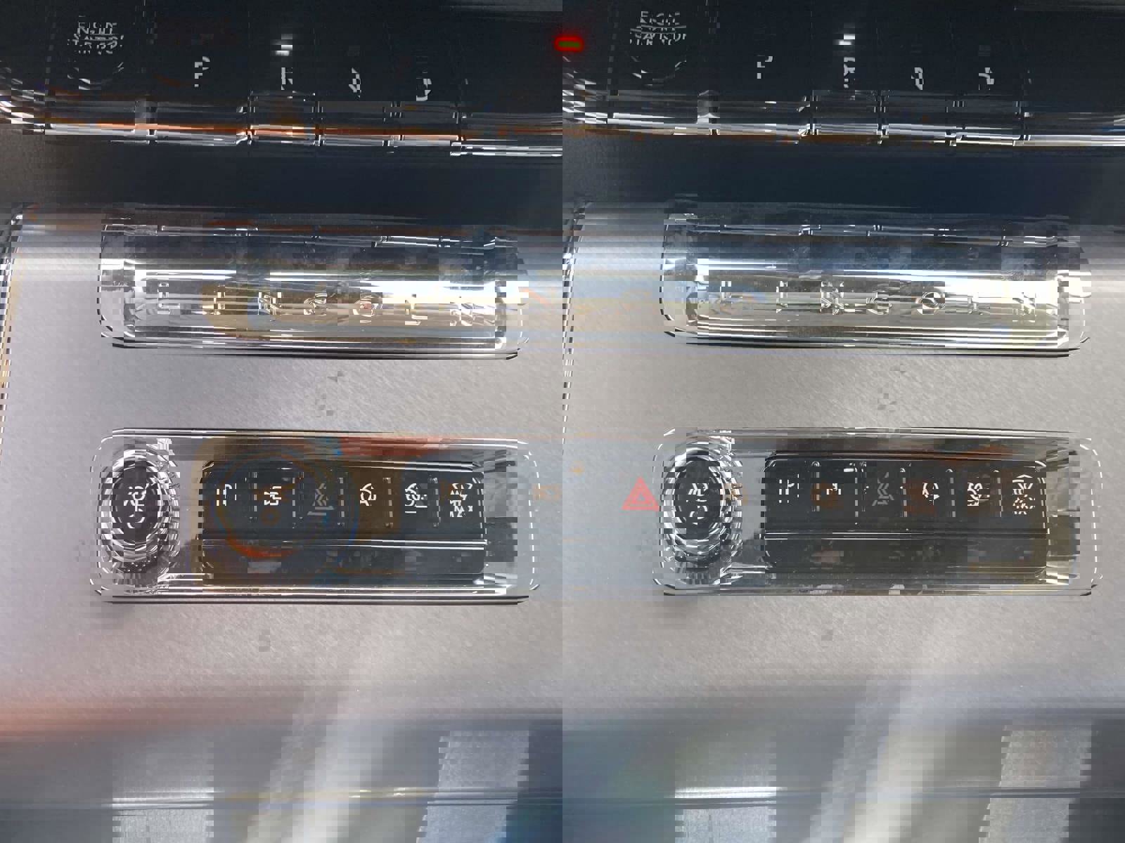 New 2025 Lincoln Aviator 2WD w/ Jet Appearance Package image 26