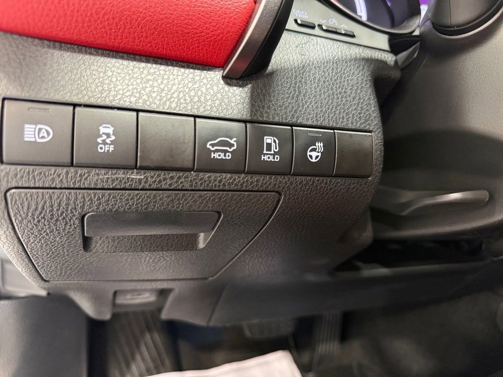 Used 2022 Toyota Camry XSE FWD image 34