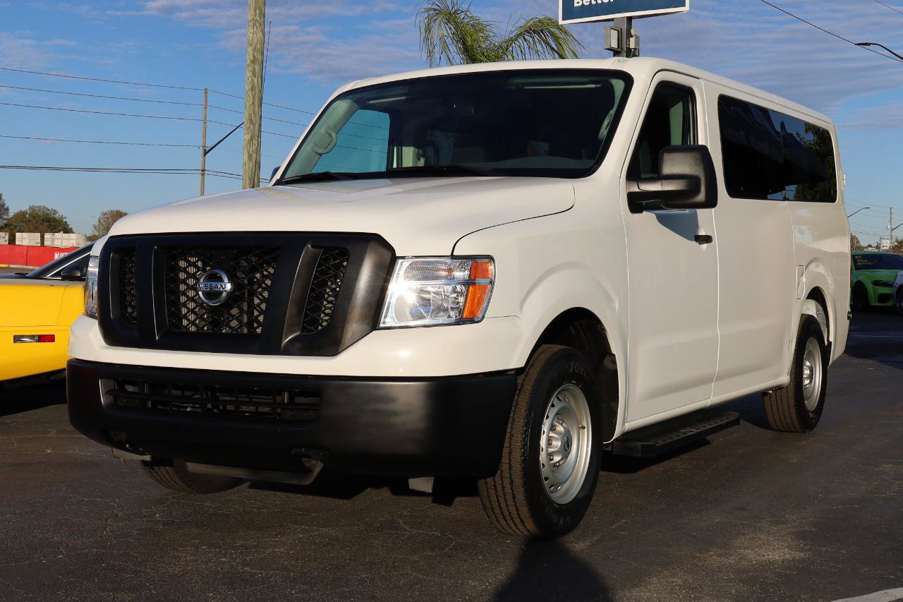 Used 2020 Nissan NV 3500 S image 2