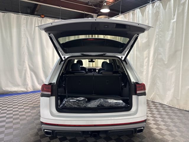New 2026 Volkswagen Atlas Peak Edition image 40