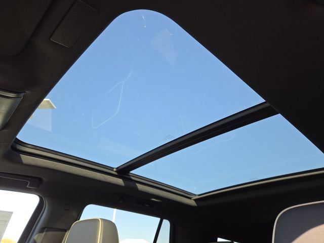 New 2026 Chevrolet Tahoe Premier w/ Sun And Tow Package image 3