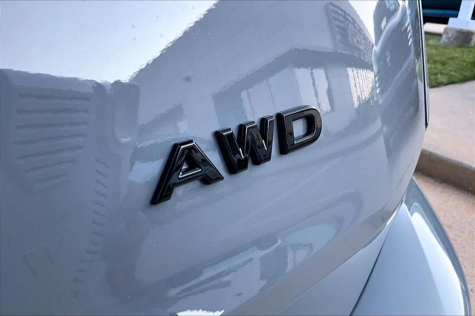 New 2026 Nissan Rogue Dark Armor AWD/4WD image 15