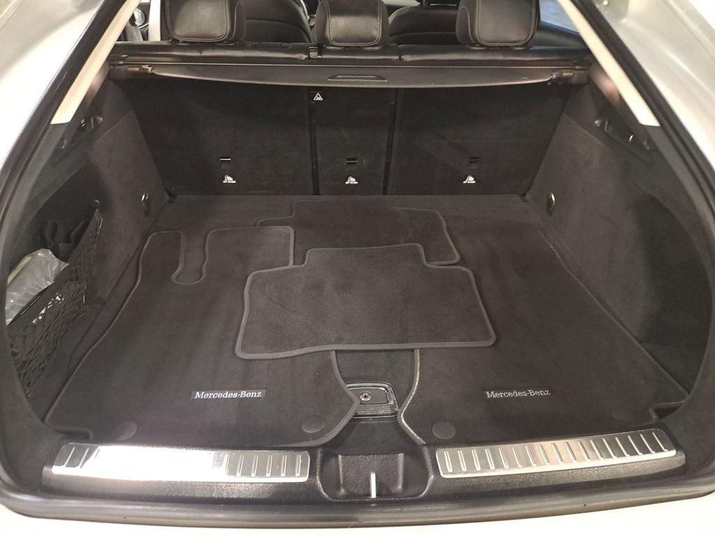 Used 2017 Mercedes-Benz GLC 300 4MATIC Coupe image 23