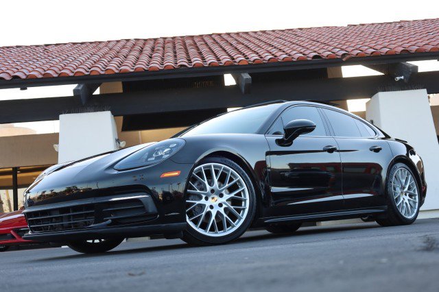 Used 2017 Porsche Panamera image 64