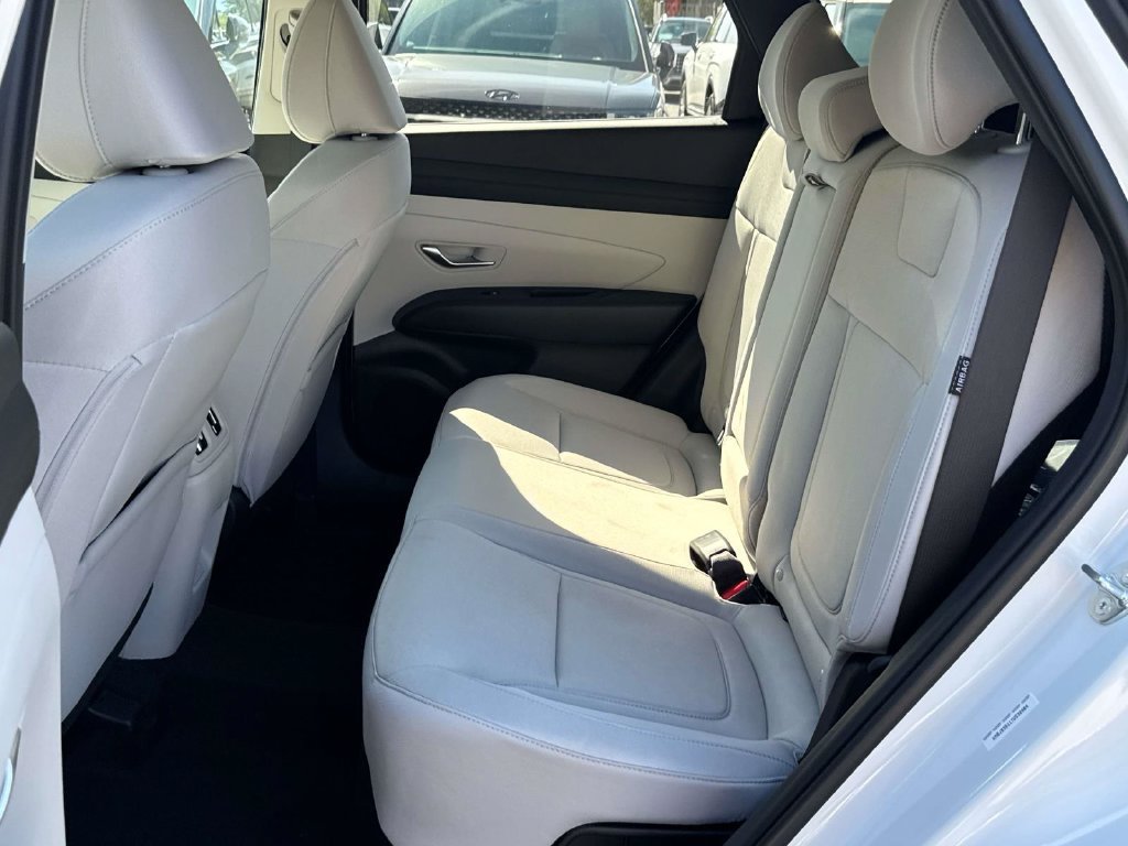 New 2026 Hyundai Tucson SEL FWD image 15