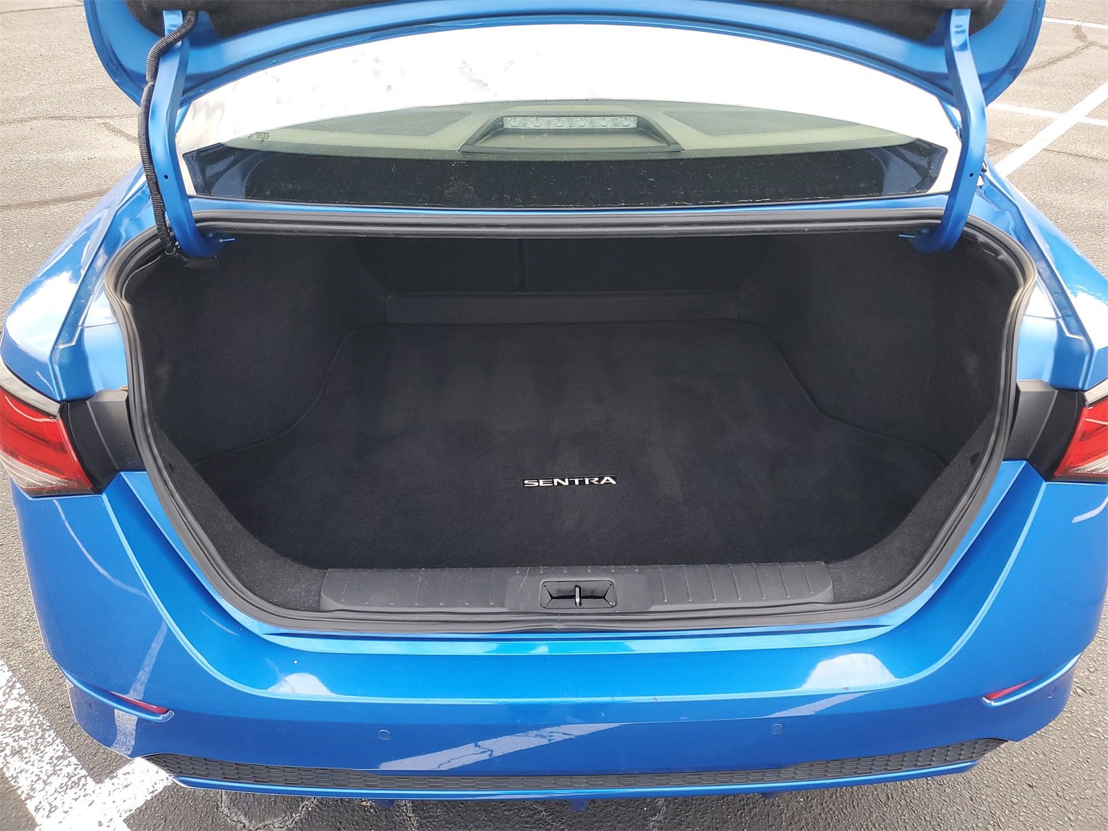 Used 2024 Nissan Sentra SV image 29