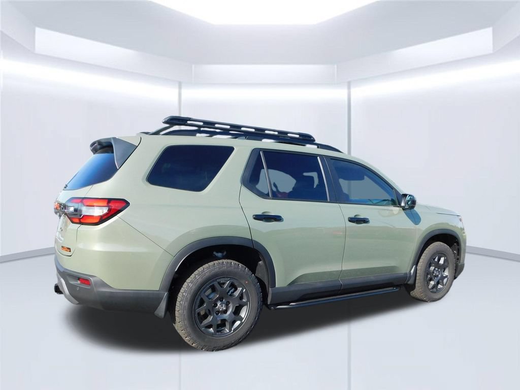 New 2026 Honda Pilot TrailSport image 3