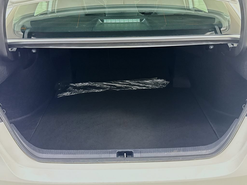 Used 2024 Toyota Camry SE FWD image 25