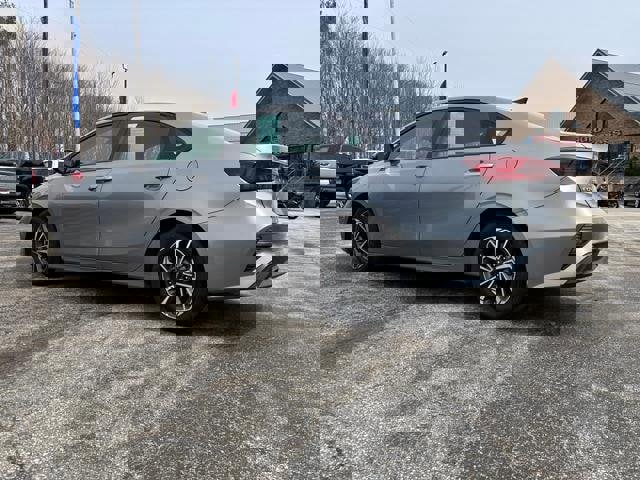 Used 2024 Kia Forte LXS image 5