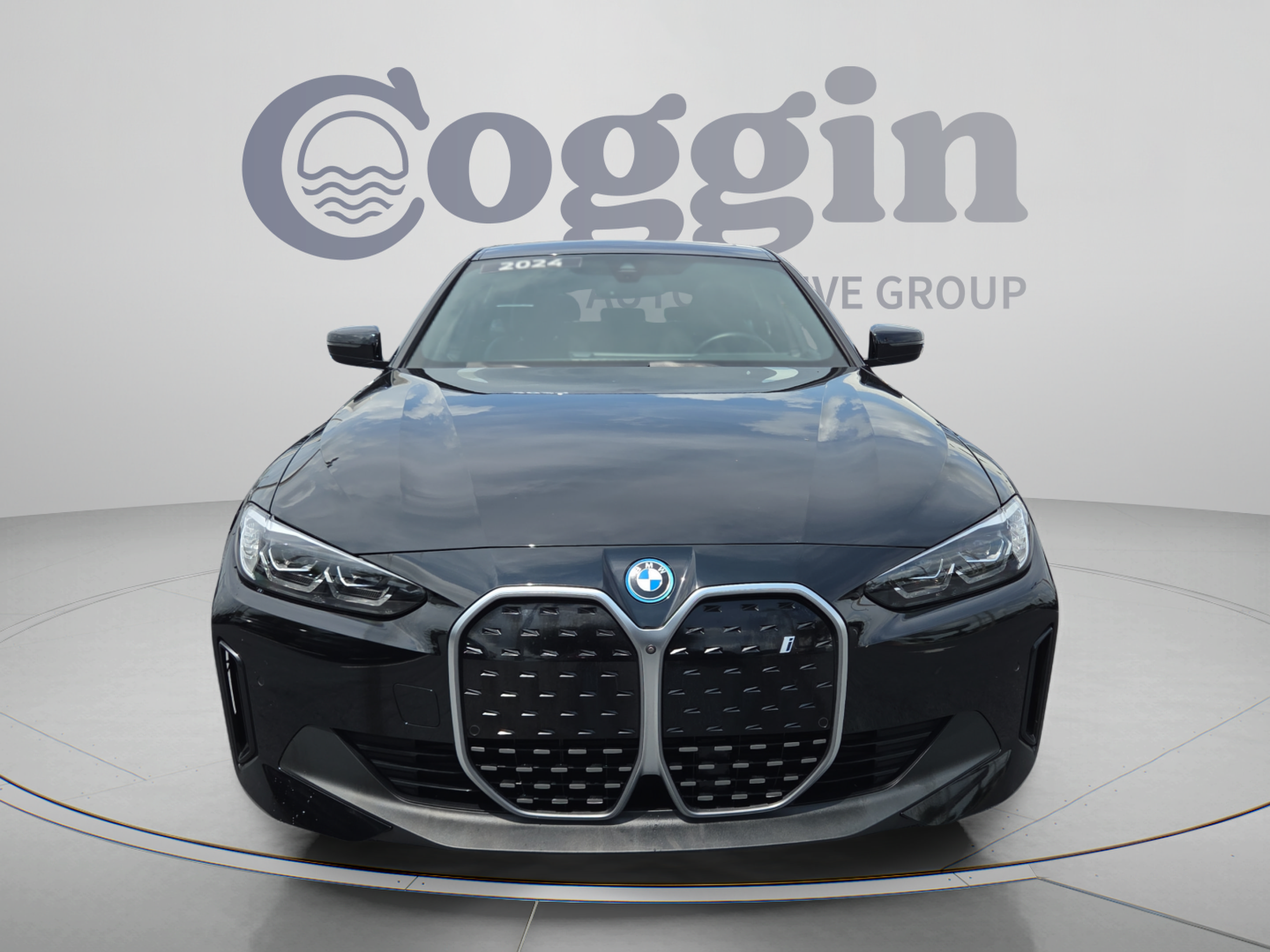 Used 2024 BMW i4 eDrive35 w/ Convenience Package RWD image 8