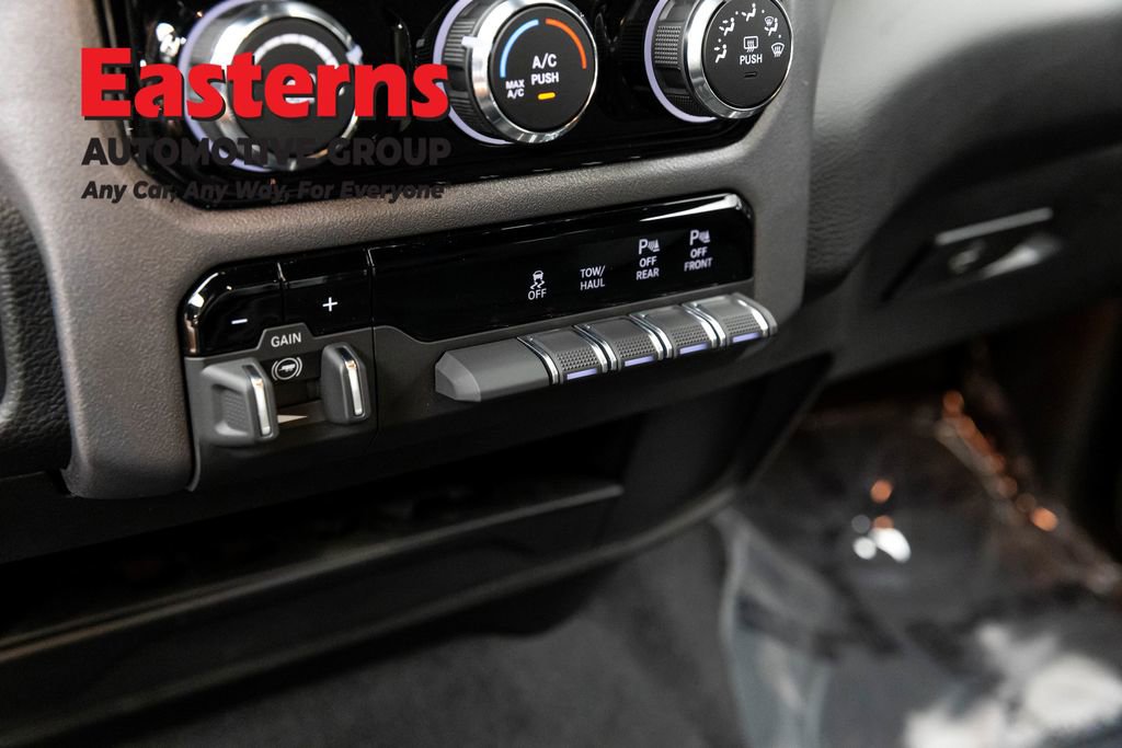 Used 2025 RAM 3500 Lone Star AWD/4WD image 20