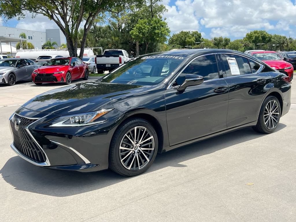Certified 2025 Lexus ES 350 w/ Premium Package FWD image 3