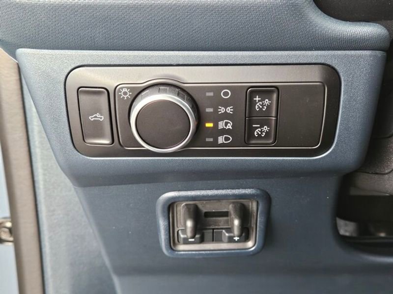 New 2025 Ford Maverick Lariat w/ Black Appearance Package image 30