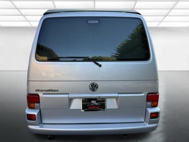 Used 2003 Volkswagen Eurovan MV FWD image 3