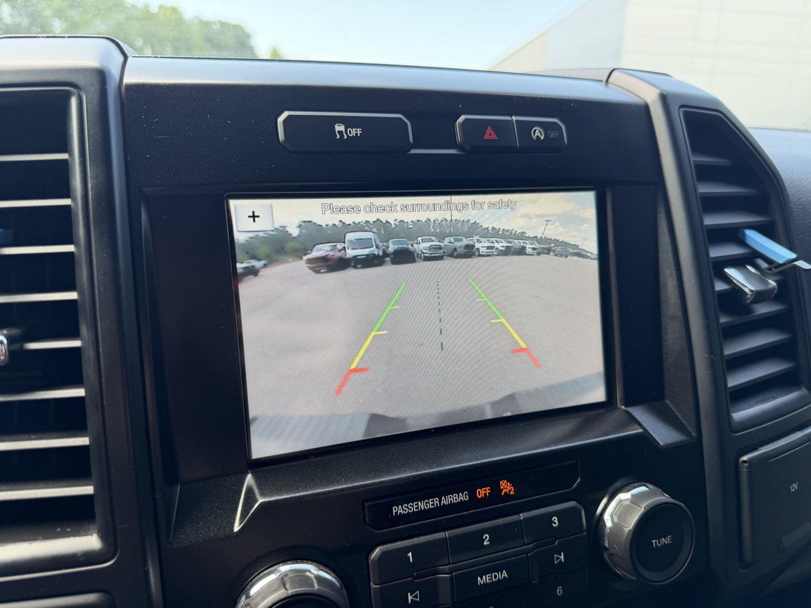 Used 2018 Ford F150 XL w/ Equipment Group 101A Mid AWD/4WD image 12