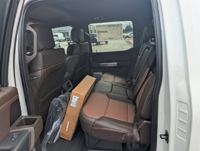 New 2027 Ford F450 King Ranch w/ Chrome Package AWD/4WD image 11