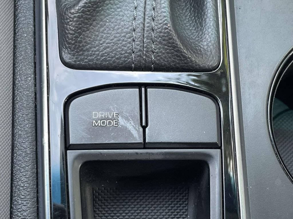 Used 2017 Hyundai Sonata SE FWD image 28