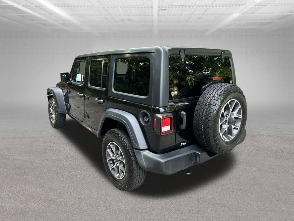 Used 2024 Jeep Wrangler Unlimited Sport AWD/4WD image 3