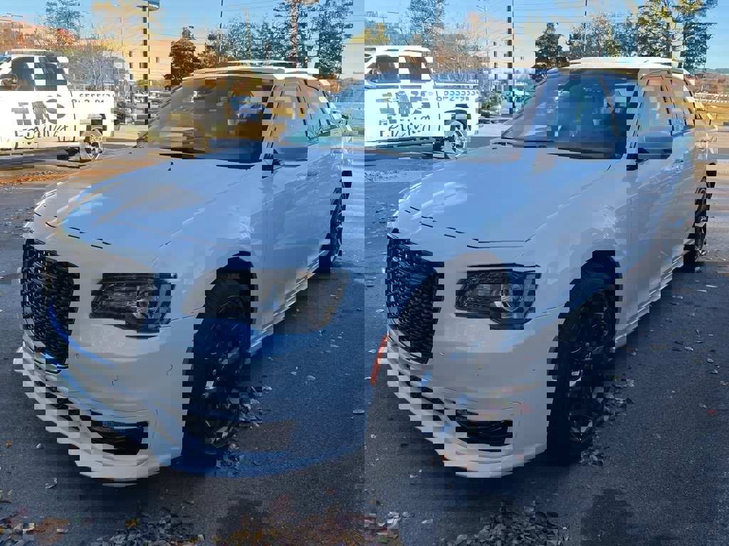 Used 2022 Chrysler 300 Touring L w/ Popular Equipment Group
