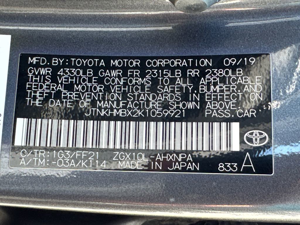Used 2019 Toyota C-HR XLE image 29