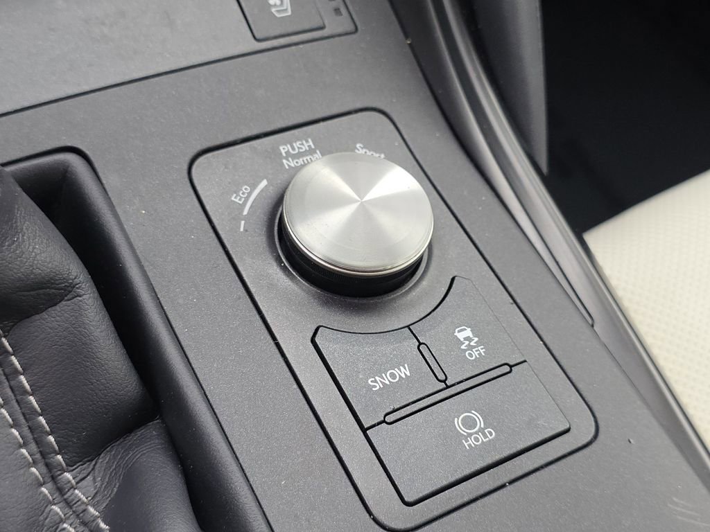 Certified 2021 Lexus IS 350 F Sport image 31