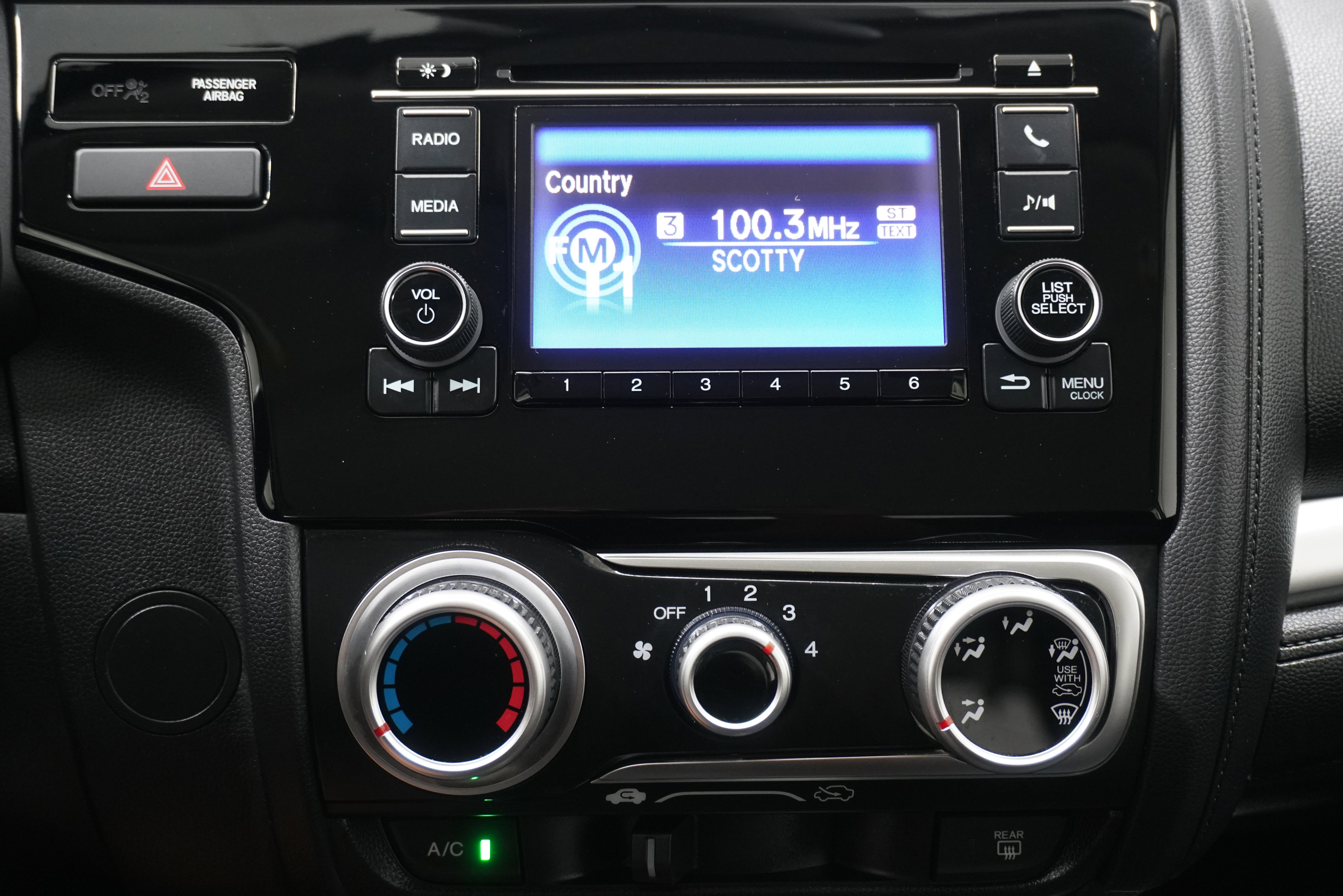 Used 2019 Honda Fit LX image 17