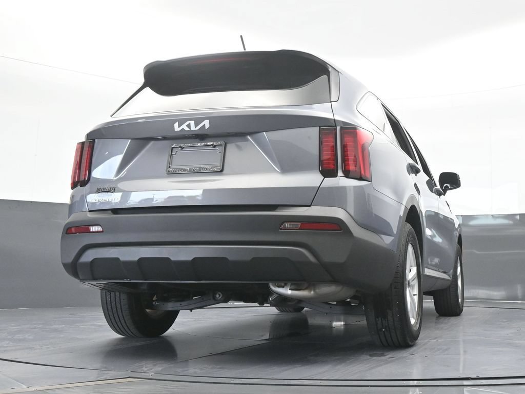 Used 2023 Kia Sorento LX FWD image 58