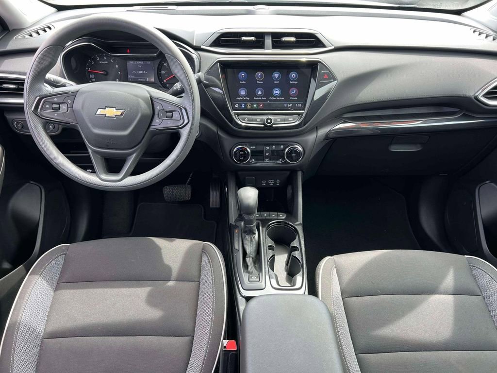 Used 2021 Chevrolet TrailBlazer LT w/ Convenience Package FWD image 14