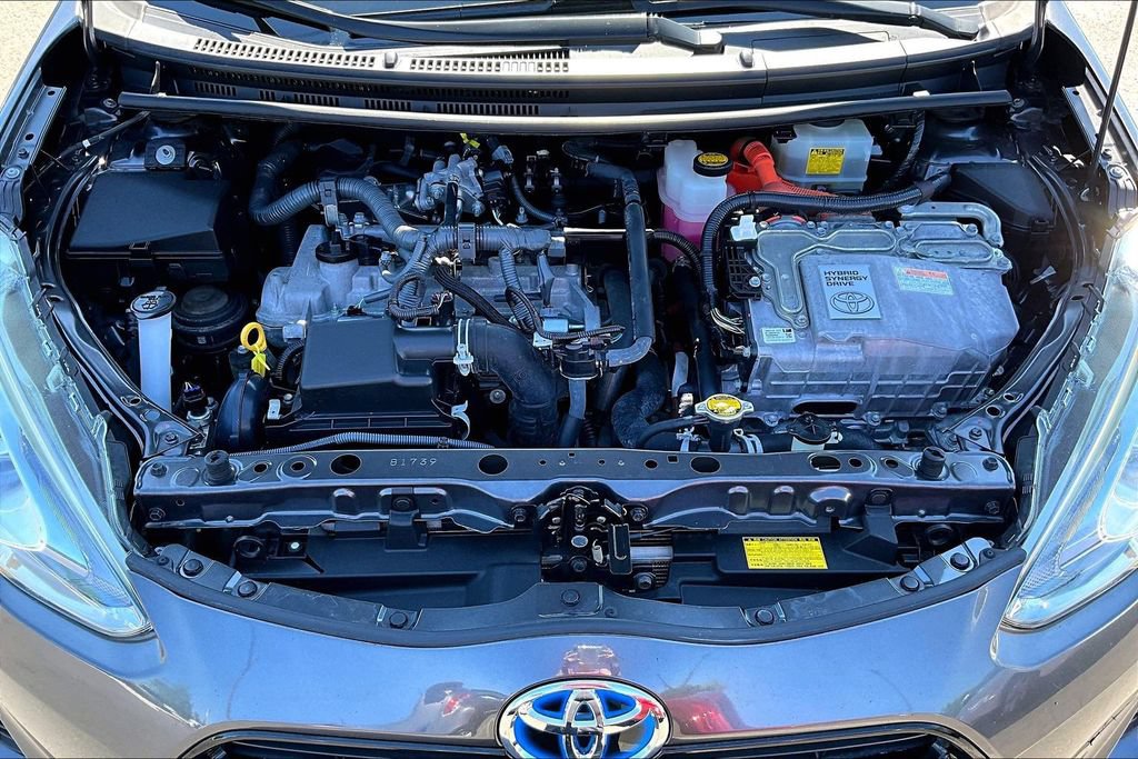 Used 2015 Toyota Prius C Two FWD image 29