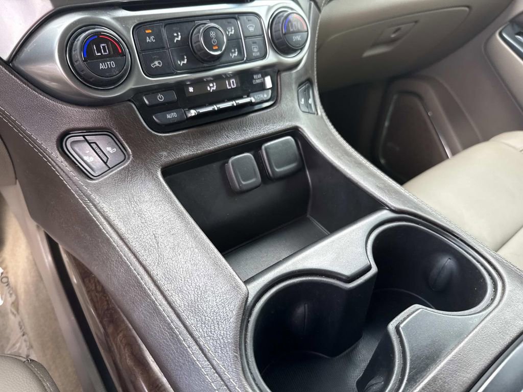 Used 2017 Chevrolet Tahoe LT w/ Luxury Package AWD/4WD image 37