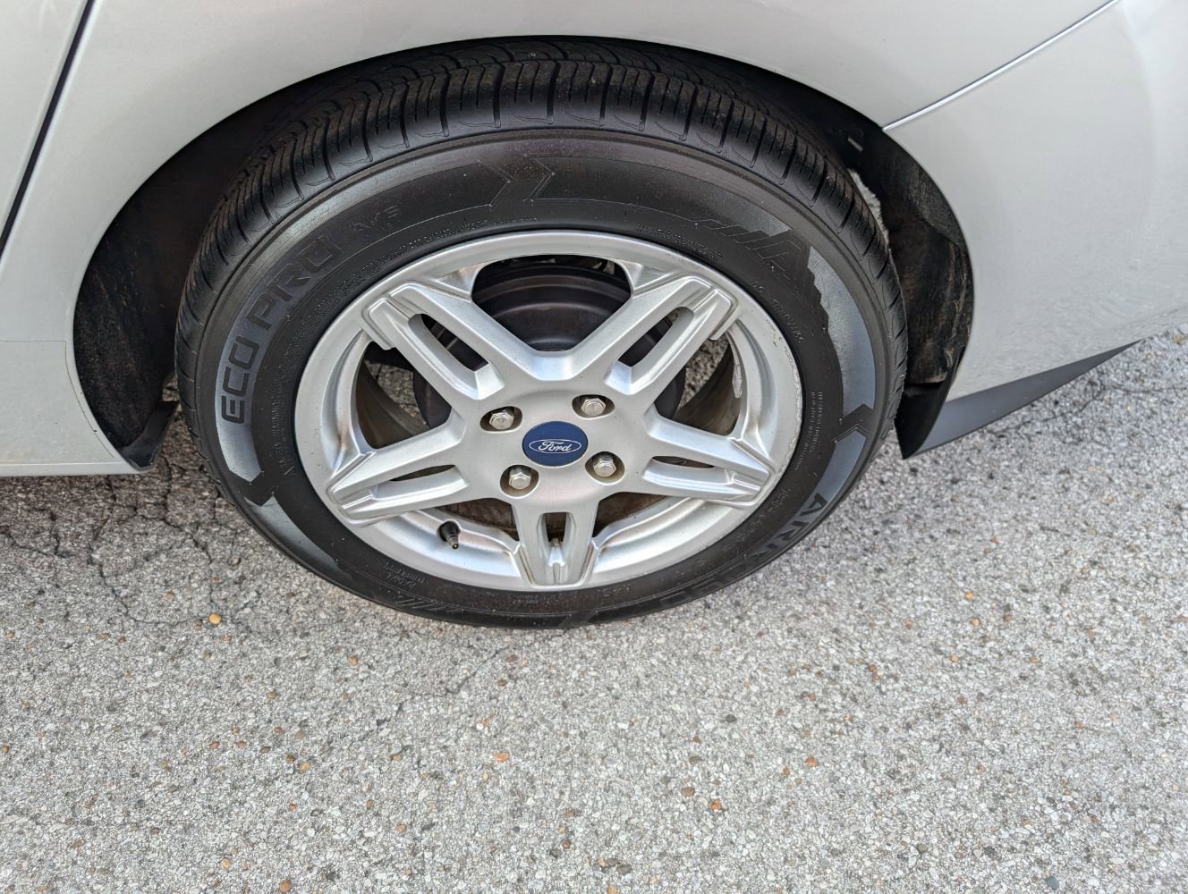 Used 2018 Ford Fiesta SE FWD image 26