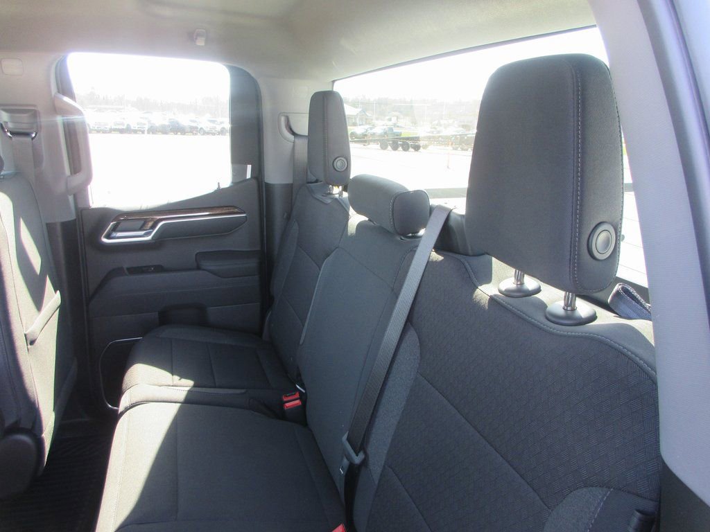 New 2026 GMC Sierra 1500 Elevation image 13