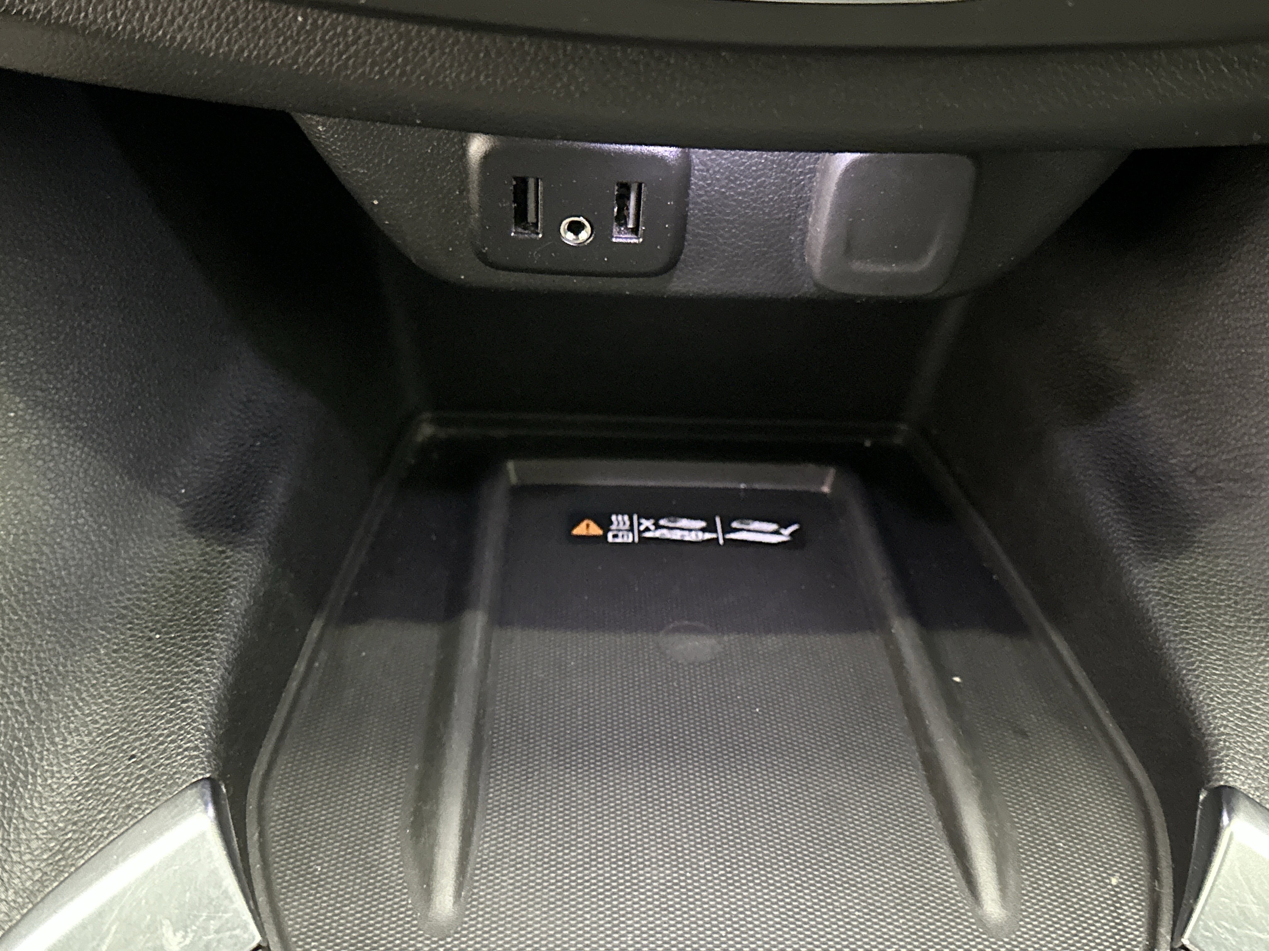 Used 2022 Chevrolet Traverse LT image 43